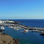 Lovely Mojones Casa Jasmine Heated Pool Short Walk To * Puerto del Carmen (Lanzarote)